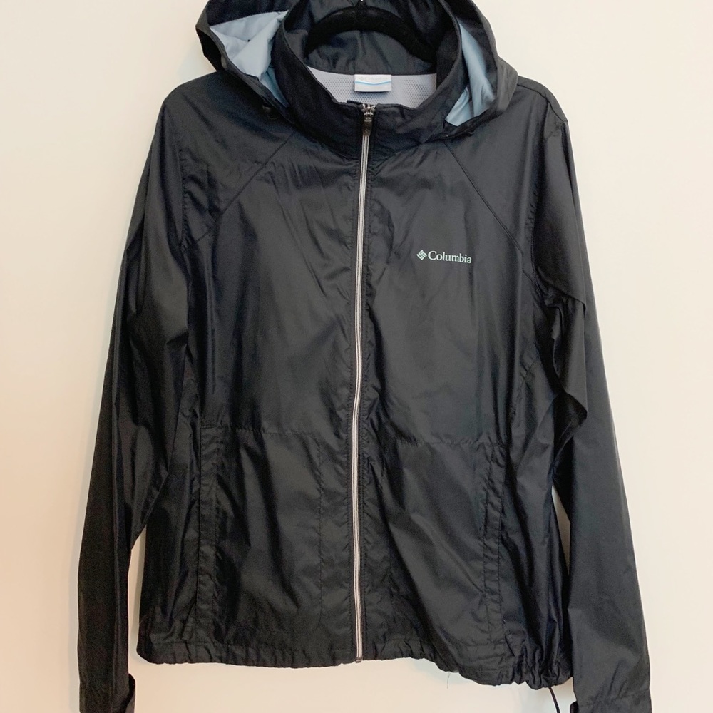 Columbia hooded light weight jacket